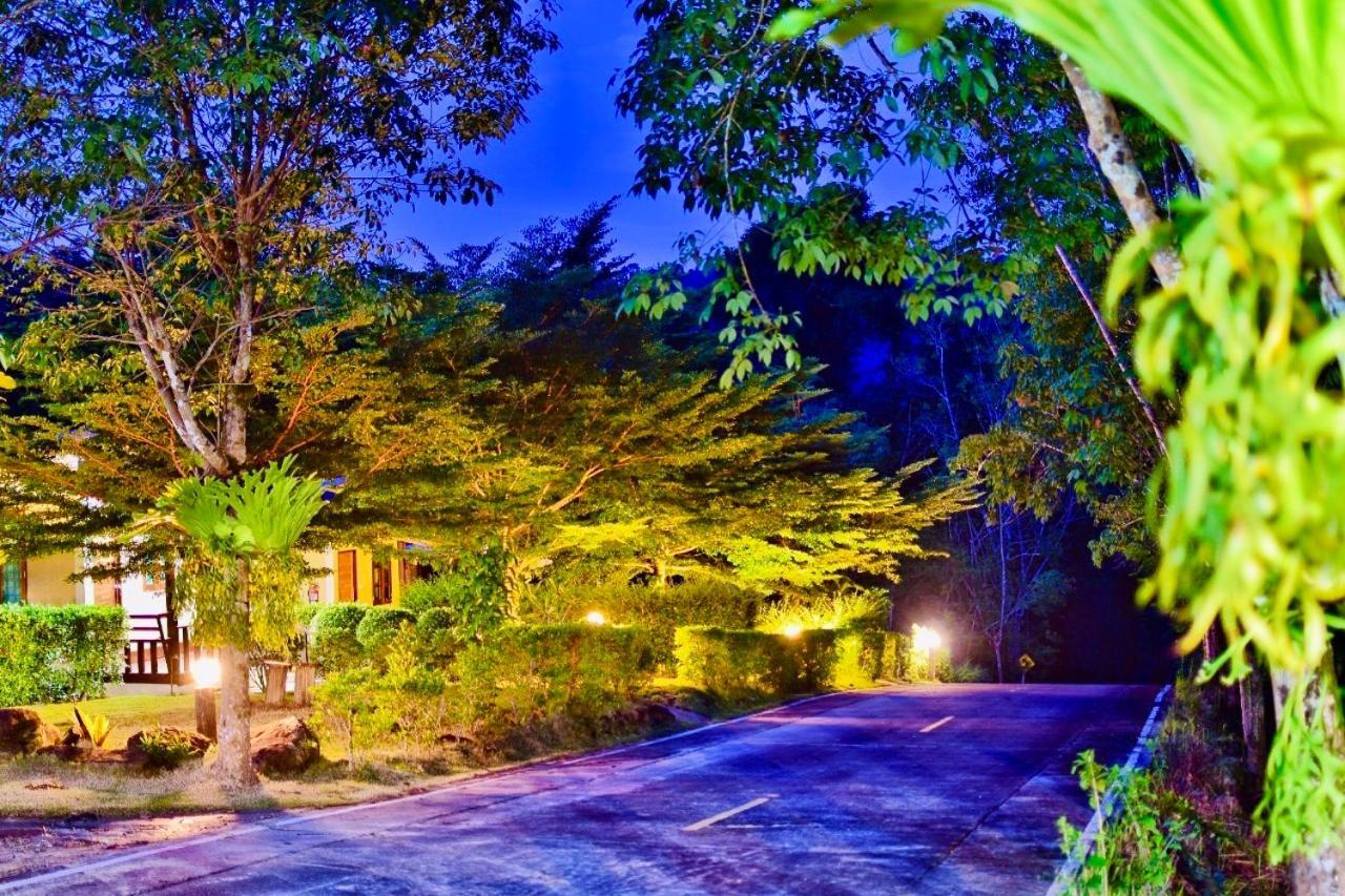 Baan Sangchan Ko Kut Luaran gambar