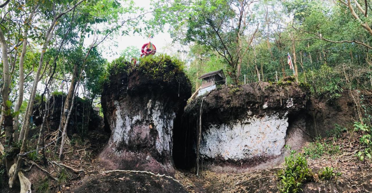 Baan Sangchan Ko Kut Luaran gambar