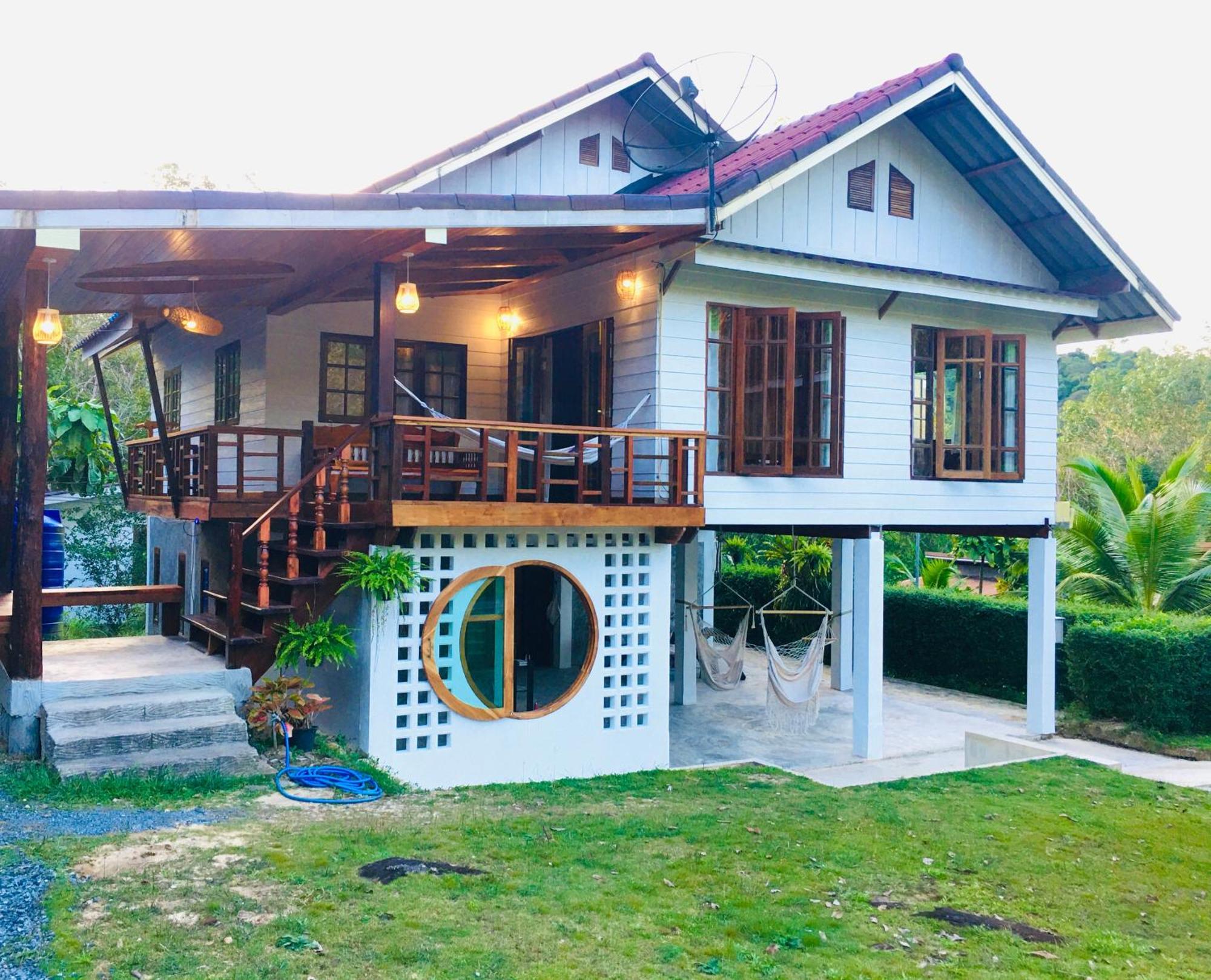 Baan Sangchan Ko Kut Luaran gambar