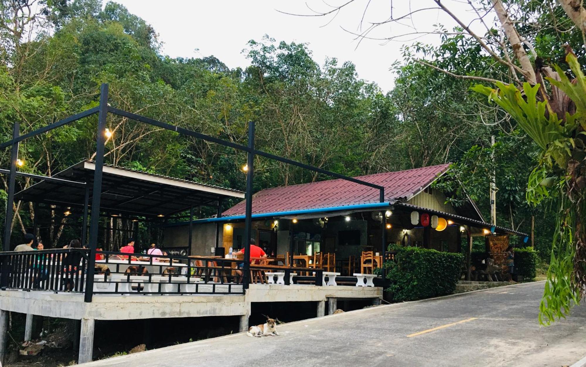Baan Sangchan Ko Kut Luaran gambar