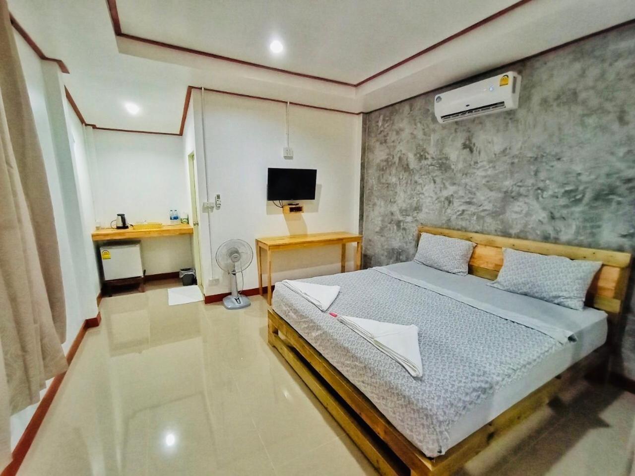 Baan Sangchan Ko Kut Luaran gambar